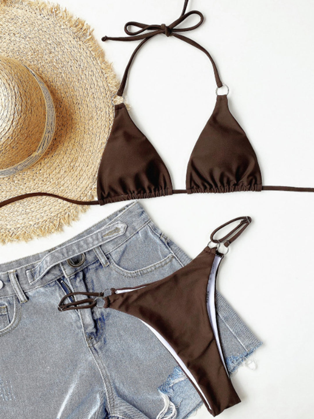 Lindy | String bikini met ringetjes