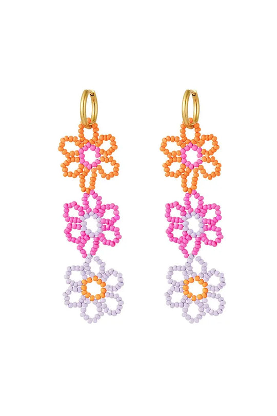 Lynn | Oorbellen met bengelende bloem