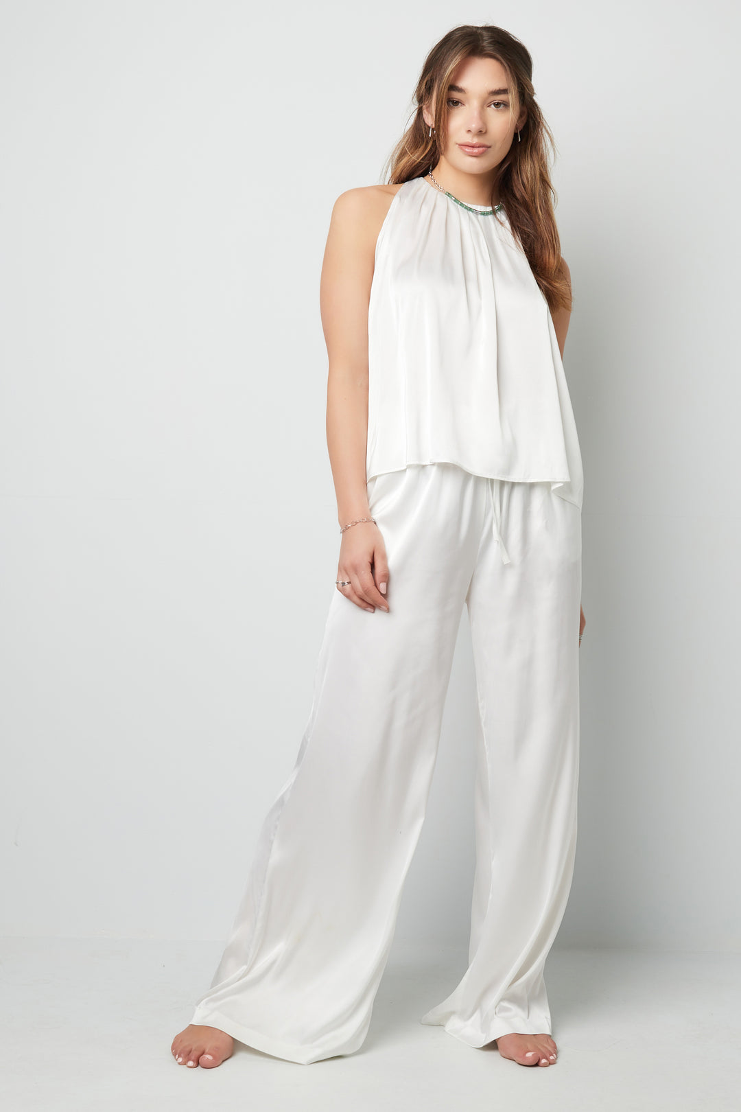 Livi | Zijden haltertop en broek